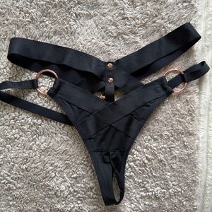 NEW ULTRA RARE carter rose gold honey birdette thong